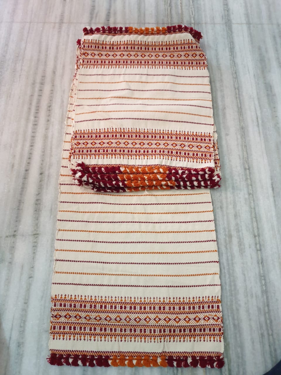 HANDCRAFTED RUNNER AND TABLE MATT